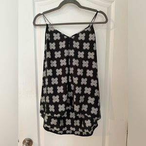 Madewell camisole, black & white print, 100% silk. Size 12